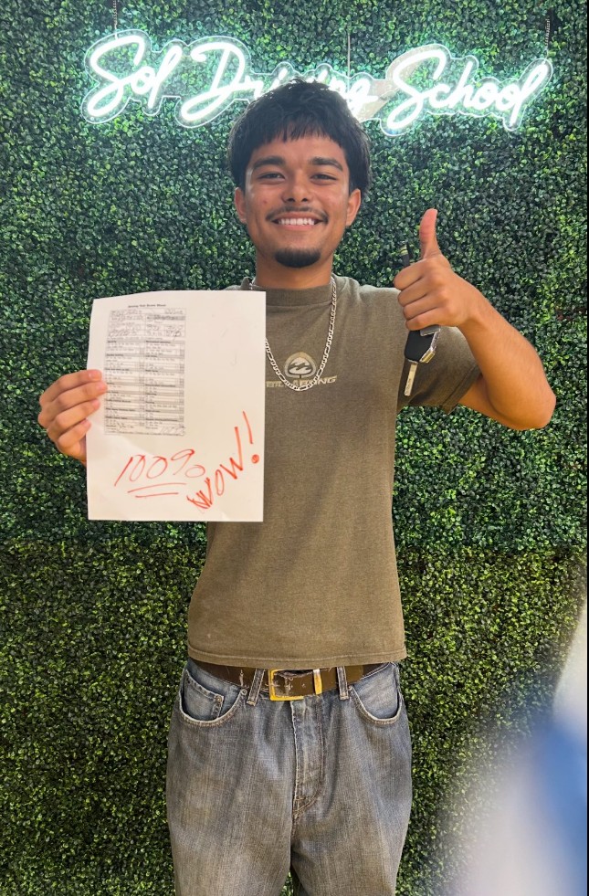 Student with perfect driving test score at SOL Driving School